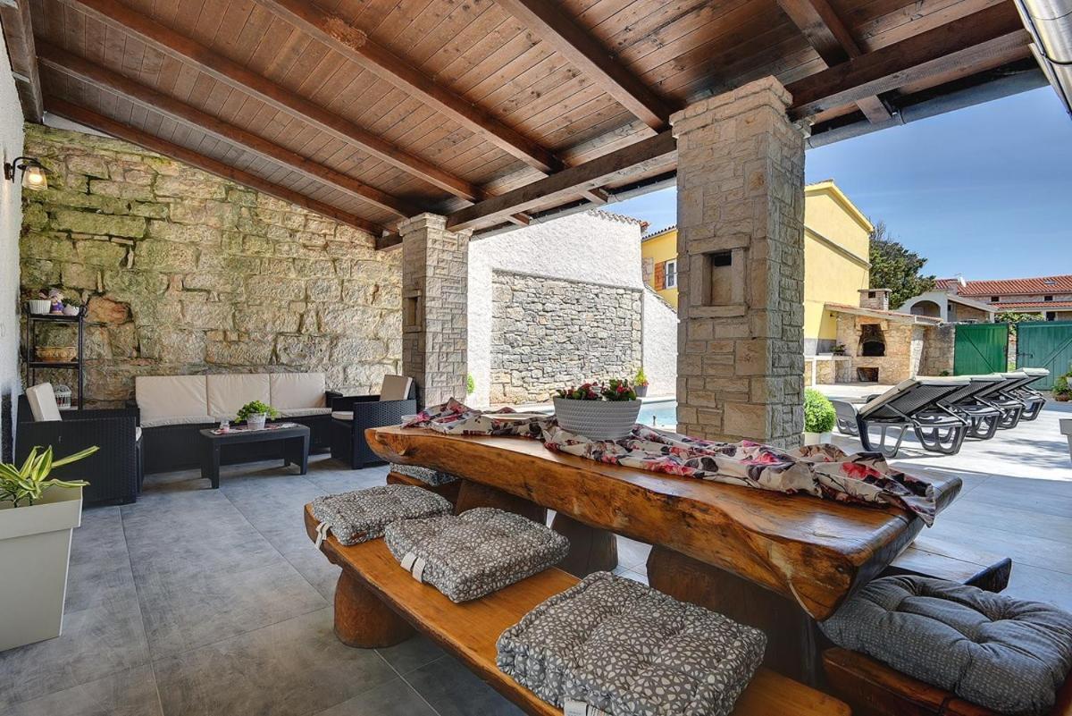 Villa Micol Gajana Екстериор снимка