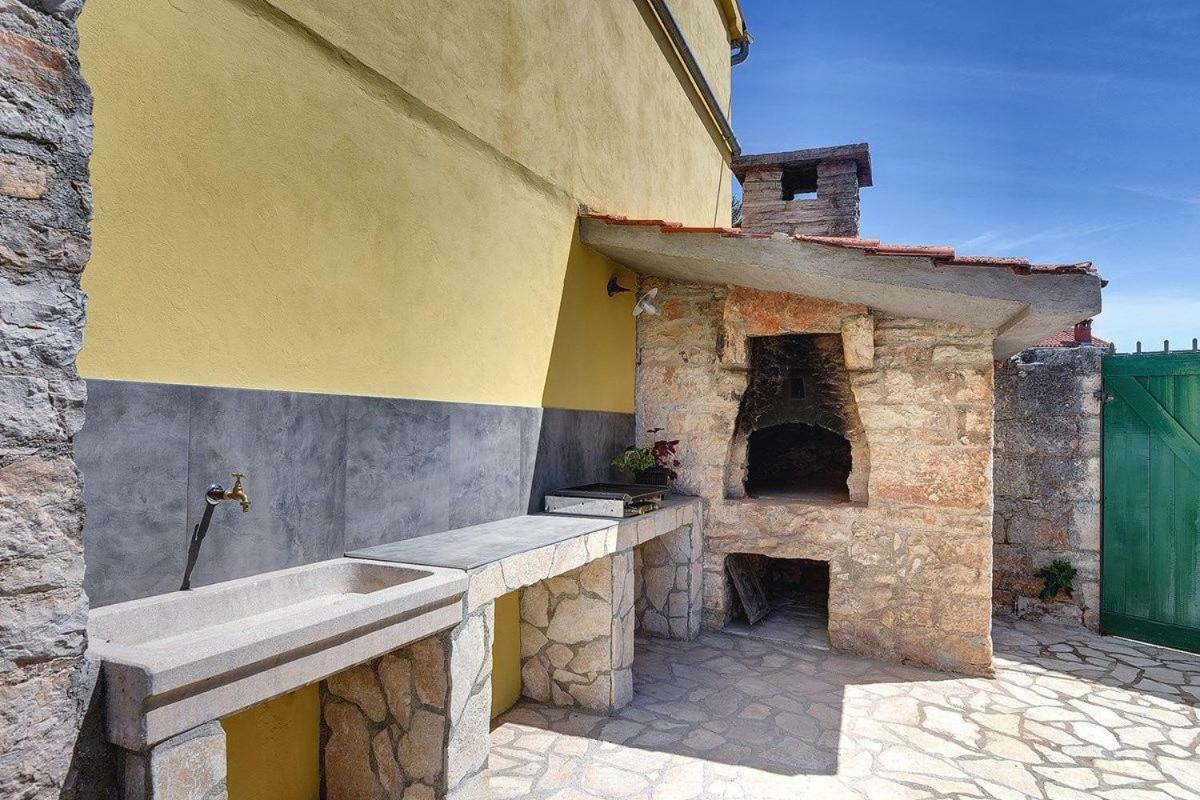 Villa Micol Gajana Екстериор снимка